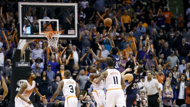 Jeff Green game-winning and-one vs suns